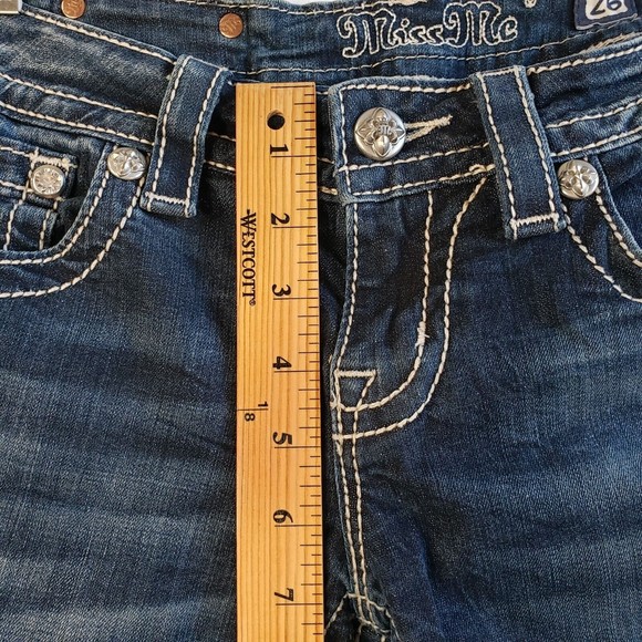 Miss Me Signature Cuffed Capri Jeans Sz 26 Distressed Blue Stitched Flap Pocket - Picture 11 of 12